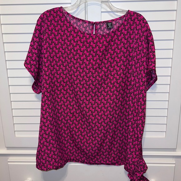 SHEIN Tops - Shein Curve Plus 1XL Pink Black Print w/Side Tie Short Sleeve Blouse